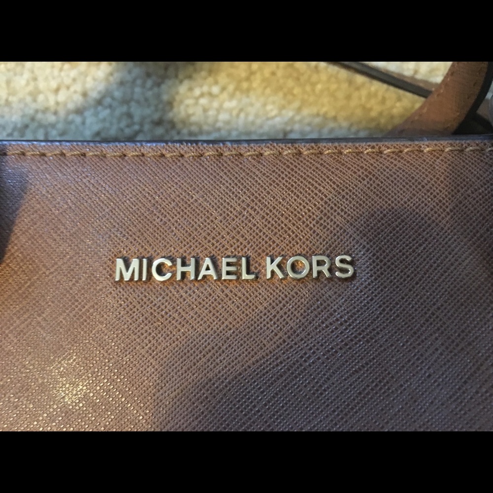 Michael kors leather large crossbody